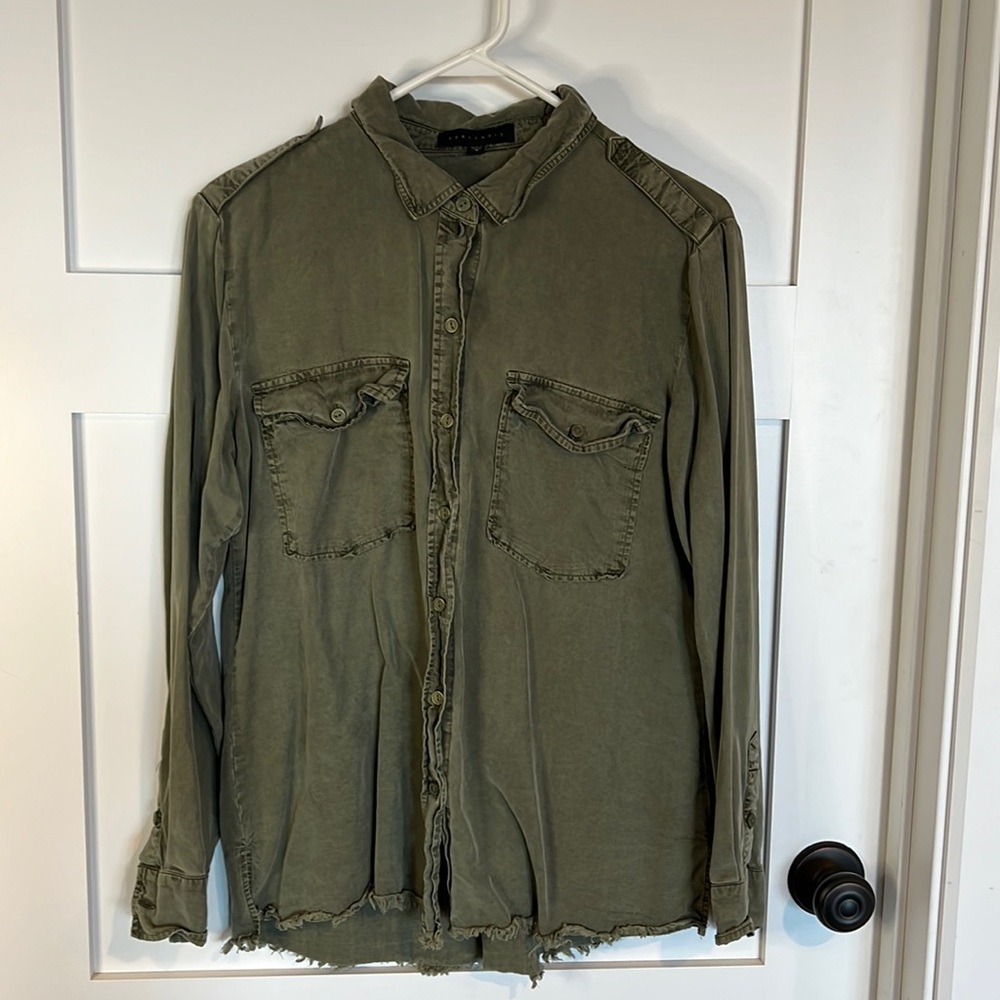 Sanctuary olive button shirt, small